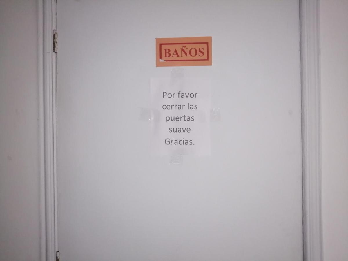 Hostal Mancora Monjitas 755 Hotel Santiago de Chile Bagian luar foto