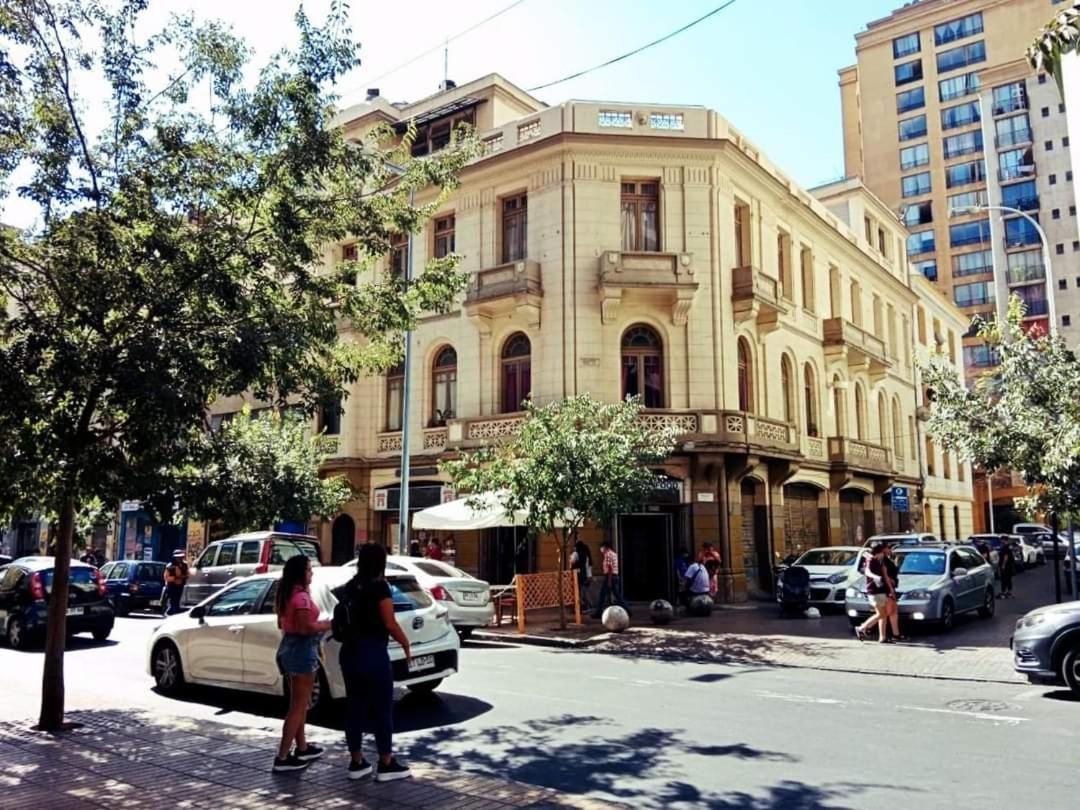 Hostal Mancora Monjitas 755 Hotel Santiago de Chile Bagian luar foto