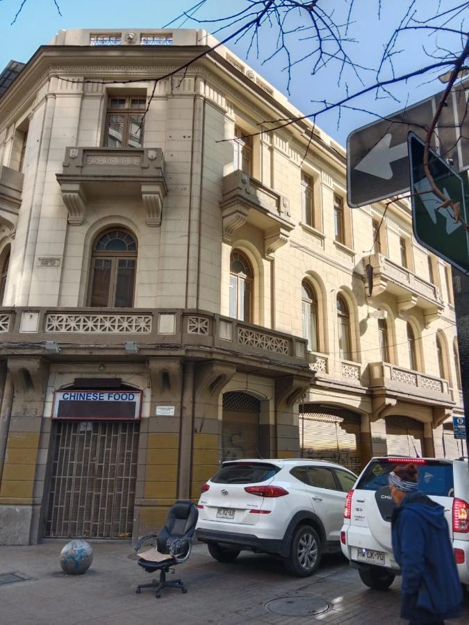 Hostal Mancora Monjitas 755 Hotel Santiago de Chile Bagian luar foto